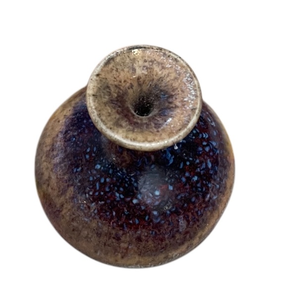 Signed Tiny Flat Earth Pottery Glaze Multicolor Bud Vase - Picture 3 of 6